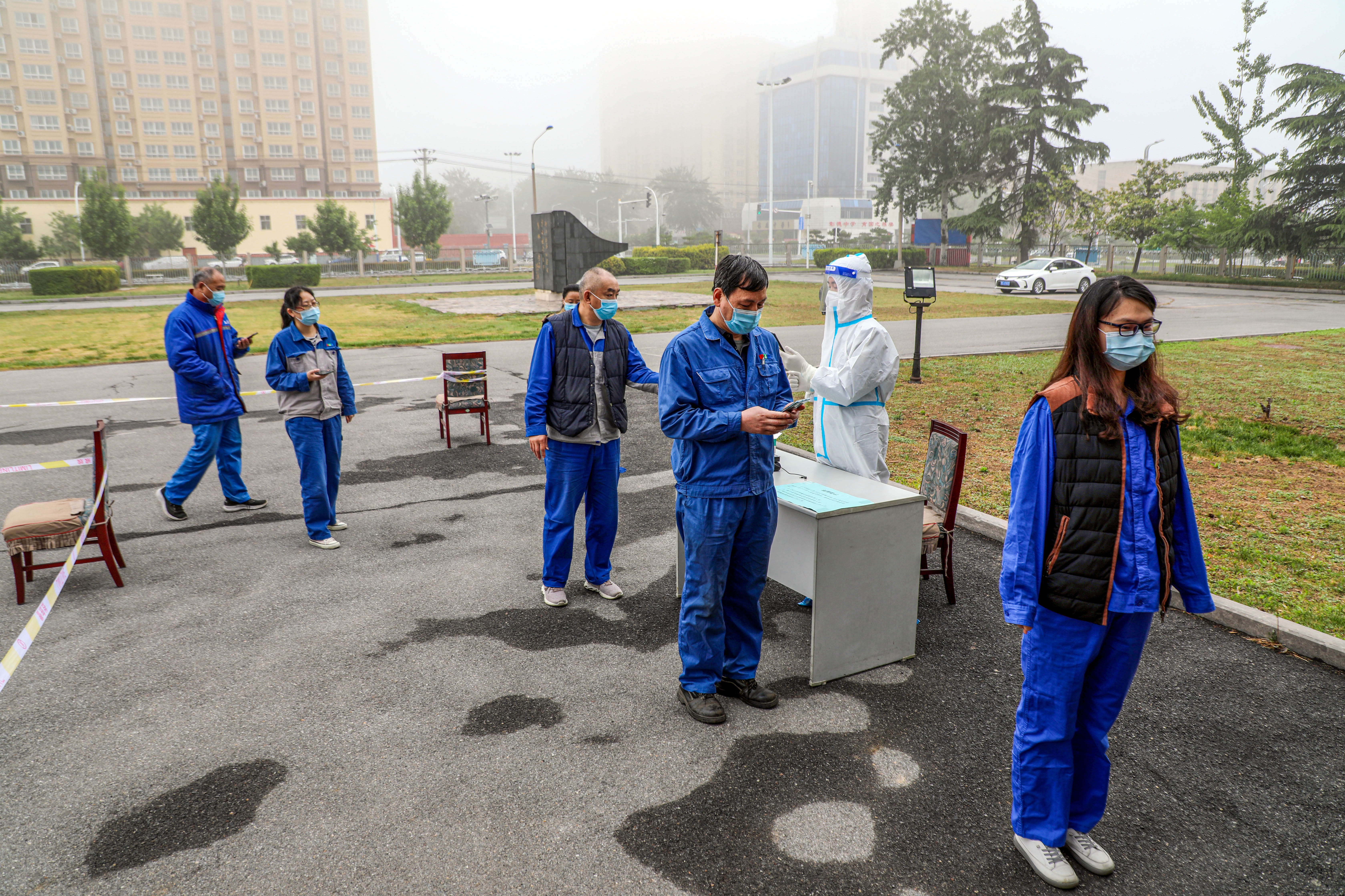 安彩高科：抗疫路上，從來都是“雙向奔赴”！