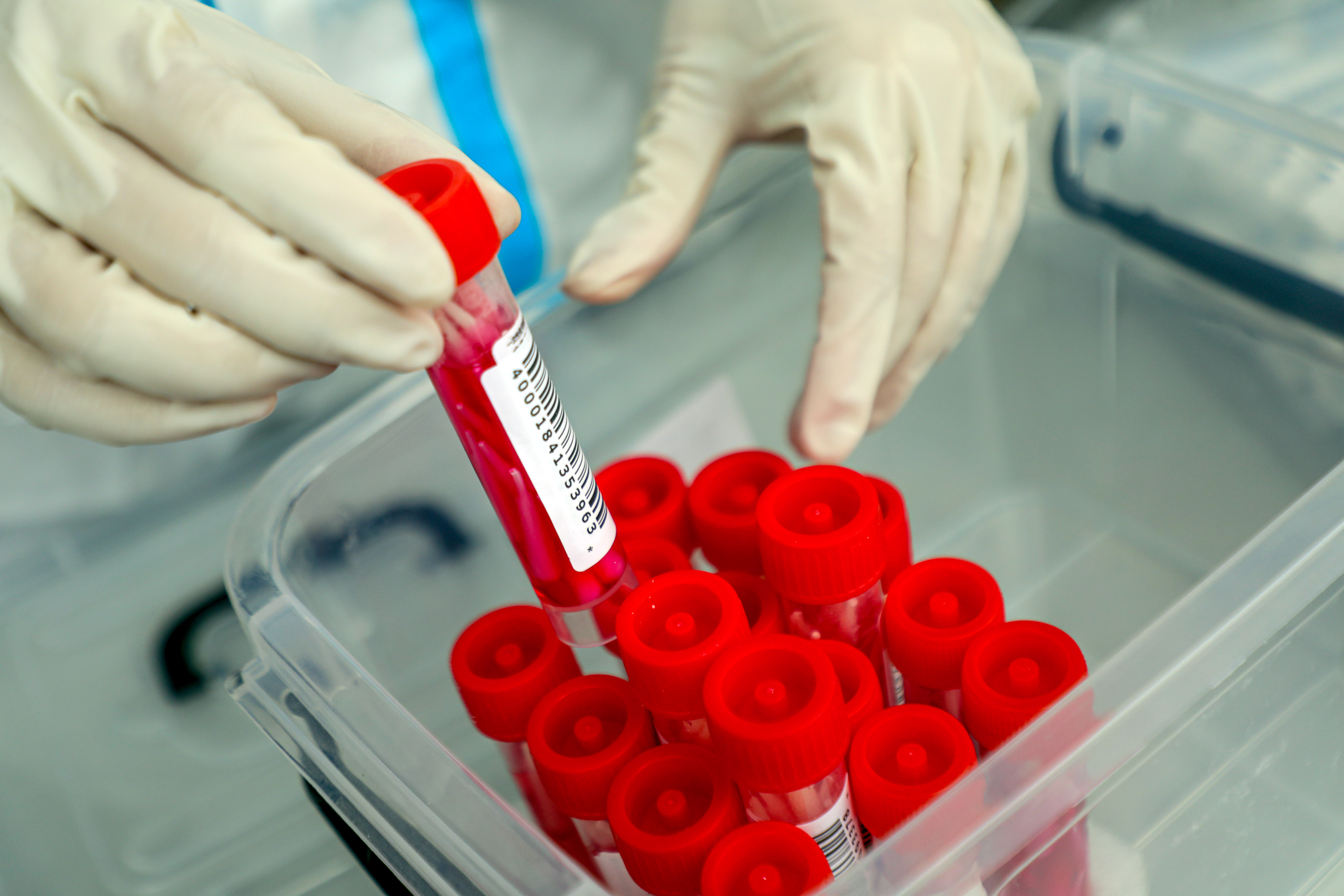 安彩高科：抗疫路上，從來都是“雙向奔赴”！