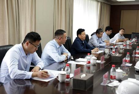 打造向上向前第一象限生力軍 錘煉甘于做人做事作難、受苦受累受屈的企業(yè)家隊伍——河南投資集團黨委書記、董事長劉新勇蒞臨安彩高科開展主題教育調研